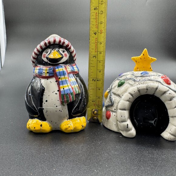 Vintage Penguin and Igloo Salt & Pepper Ceramic Shakers by Julie Ueland Retired - Picture 5 of 5